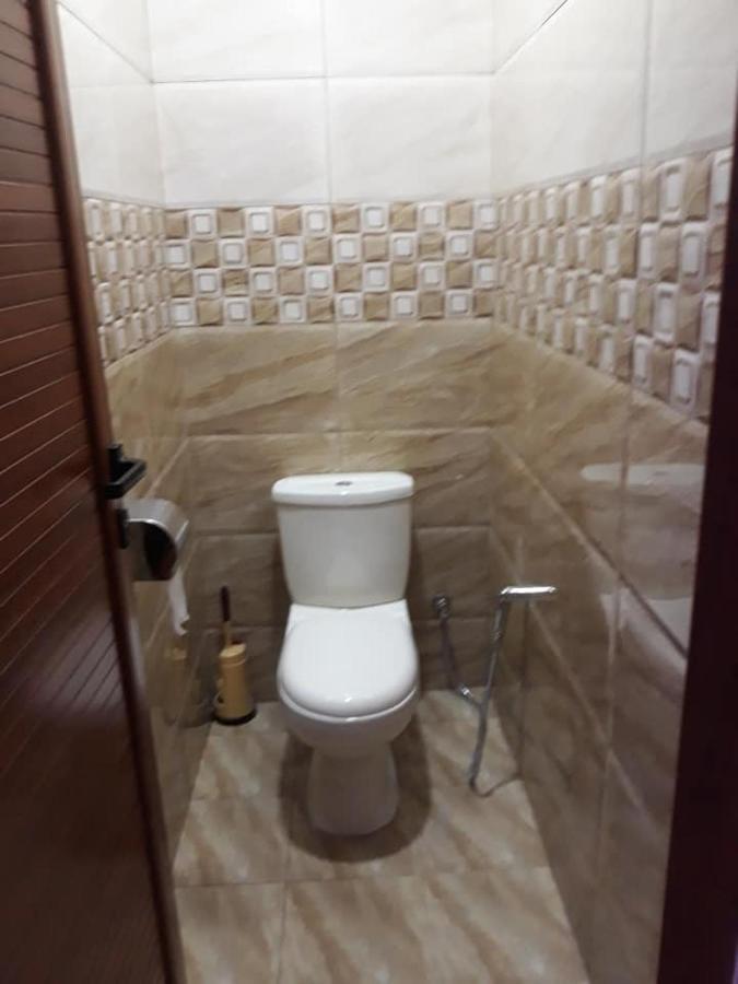 Flic-en-Flacq Rs Villas - Three Bedrooms Share Apartment With Private Room And Free Wifi And 100Mts To The Beach And Ac And 100Mts To Bus Stop And Pool מראה חיצוני תמונה